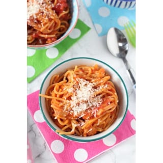 Kid's Linguini and Meatballs